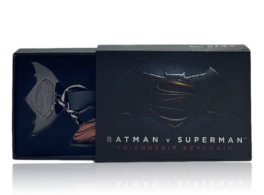 Batman Vs Superman metal keychain